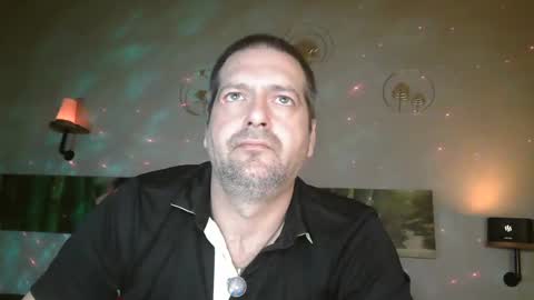 Snapshot of matrike1 chatting on 03/01/25, 07:04 matrike1 online show from 03/01/25, 07:04