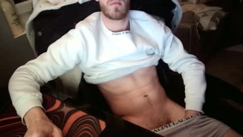 Snapshot of matt1q237916 chatting on 05/06/26, 01:57 matt1q237916 online show from 05/06/26, 01:57
