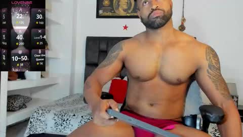 Snapshot of matt_rodriguez92 chatting on 10/13/25, 10:04 matt rodriguez92 online show from 10/13/25, 10:04