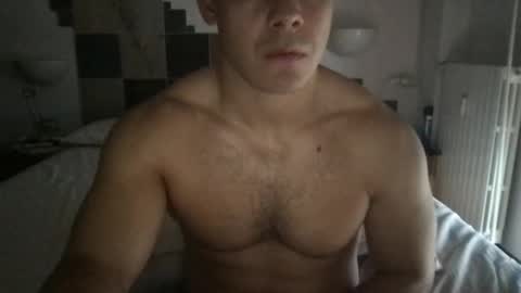 Snapshot of mattbull20 chatting on 09/22/25, 08:27 mattbull20 online show from 09/22/25, 08:27