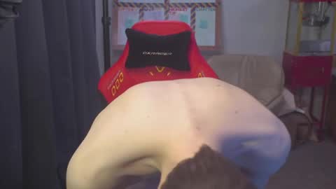 Snapshot of mattcashxxx chatting on 04/04/26, 01:04 Matt Cash online show from 04/04/26, 01:04