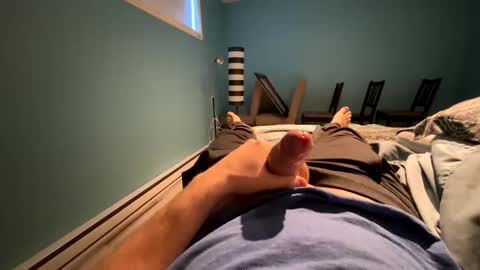 Snapshot of mattcumshooter chatting on 01/19/25, 01:33 mattcumshooter online show from 01/19/25, 01:33