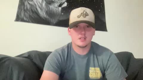 Snapshot of mattdawg13 chatting on 09/16/25, 03:40 MattDawg13 online show from 09/16/25, 03:40