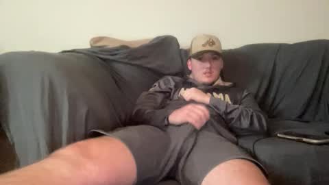 Snapshot of mattdawg13 chatting on 03/09/26, 04:16 MattDawg13 online show from 03/09/26, 04:16