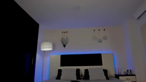 Snapshot of mattdevon chatting on 01/06/26, 04:49 Matt online show from 01/06/26, 04:49