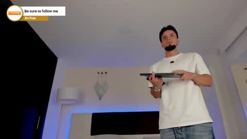 Snapshot of mattdevon chatting on 01/07/26, 03:20 Matt online show from 01/07/26, 03:20