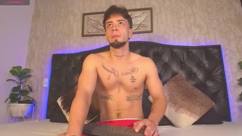 Snapshot of mattdevon chatting on 01/12/26, 06:35 Matt online show from 01/12/26, 06:35