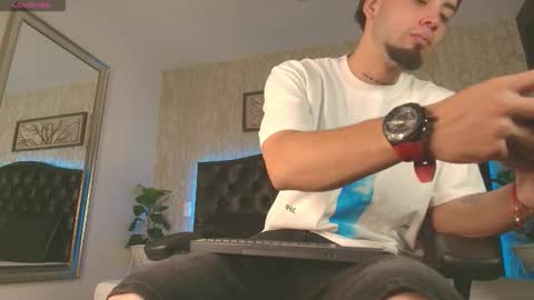 Snapshot of mattdevon chatting on 02/08/26, 01:42 Matt online show from 02/08/26, 01:42