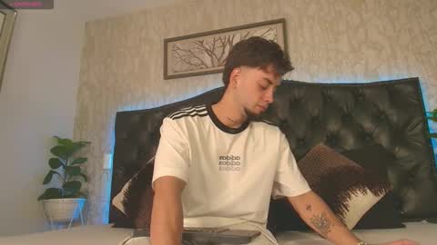 Snapshot of mattdevon chatting on 02/10/26, 03:32 Matt online show from 02/10/26, 03:32