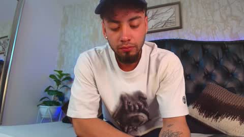 Snapshot of mattdevon chatting on 03/06/26, 03:36 Matt online show from 03/06/26, 03:36