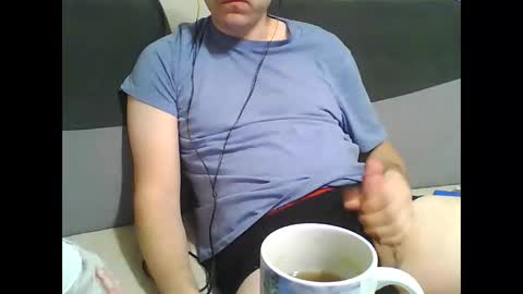 Snapshot of mattek89 chatting on 02/09/25, 04:40 mattek89 online show from 02/09/25, 04:40