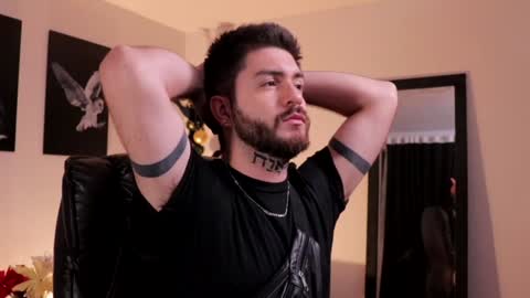 Snapshot of matteo_simpson chatting on 01/07/25, 01:06 Matteo simpson online show from 01/07/25, 01:06