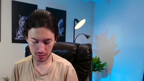 Snapshot of matteo_simpson chatting on 02/10/25, 07:07 Matteo simpson online show from 02/10/25, 07:07