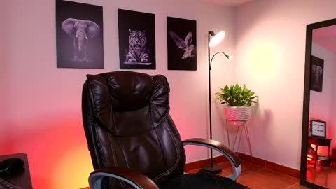 Snapshot of matteo_simpson chatting on 02/27/25, 05:45 Matteo simpson online show from 02/27/25, 05:45