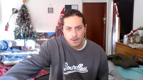Snapshot of matteushh87 chatting on 12/27/24, 09:28 matteushh87 online show from 12/27/24, 09:28