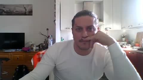Snapshot of matteushh87 chatting on 02/04/25, 02:32 matteushh87 online show from 02/04/25, 02:32