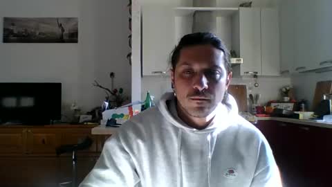 Snapshot of matteushh87 chatting on 02/07/25, 09:58 matteushh87 online show from 02/07/25, 09:58