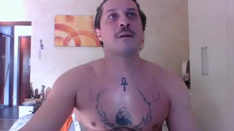 Snapshot of matteushh87 chatting on 01/12/26, 09:47 matteushh87 online show from 01/12/26, 09:47