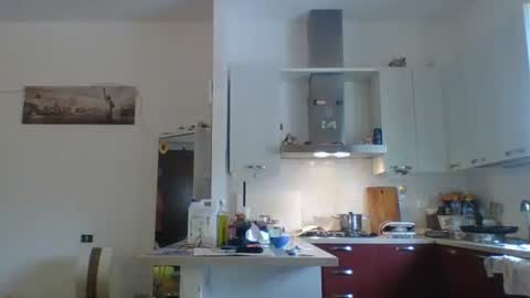 Snapshot of matteushh87 chatting on 02/14/26, 10:12 matteushh87 online show from 02/14/26, 10:12