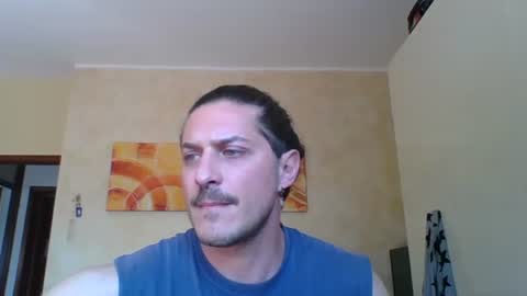 Snapshot of matteushh87 chatting on 04/08/26, 09:20 matteushh87 online show from 04/08/26, 09:20