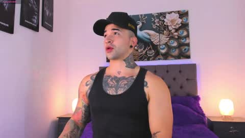 Snapshot of matthew_colee chatting on 04/05/26, 03:36 Matthew INDEPENDENT MODEL online show from 04/05/26, 03:36