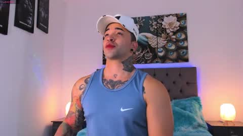 Snapshot of matthew_colee chatting on 06/24/26, 02:10 Matthew INDEPENDENT MODEL online show from 06/24/26, 02:10