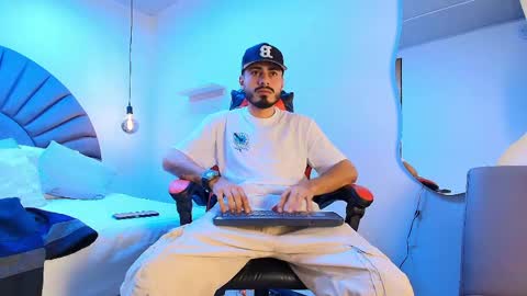 Matthew online show from 03/01/26, 02:35