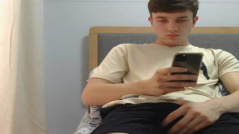 Snapshot of mattiestreams69 chatting on 02/08/25, 11:01 Mattie online show from 02/08/25, 11:01