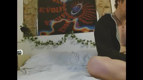 Snapshot of mattiuftm chatting on 10/16/25, 08:48 mattiuftm online show from 10/16/25, 08:48