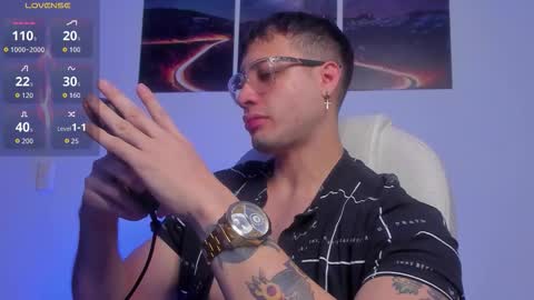 mattsaill_ online show from 10/22/25, 09:42