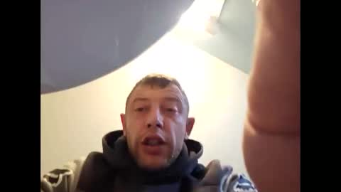 mattypw2016 online show from 12/01/25, 12:32