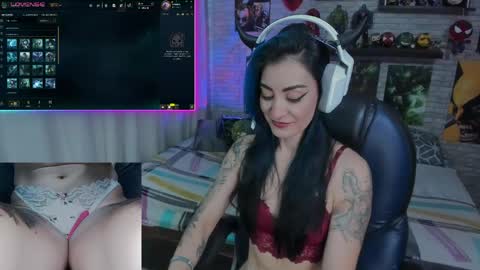 Snapshot of mature_gamer chatting on 04/02/26, 02:47 Nath online show from 04/02/26, 02:47