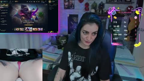 Snapshot of mature_gamer chatting on 04/03/26, 07:01 Nath online show from 04/03/26, 07:01