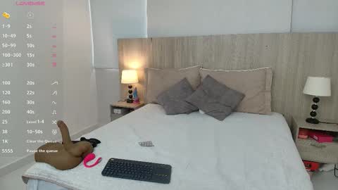 katerin online show from 12/05/25, 11:41