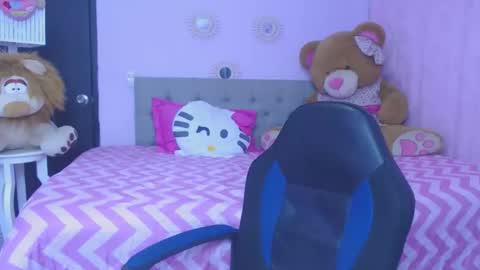 Martina online show from 11/30/25, 12:09