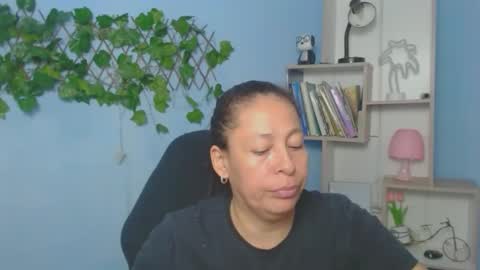 Martina online show from 12/05/25, 07:32