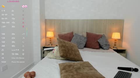 Vayolet Castro online show from 09/11/25, 11:32