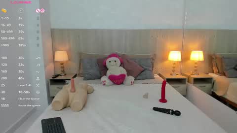 Snapshot of mature_vayolet chatting on 07/03/26, 11:38 Vayolet Castro online show from 07/03/26, 11:38