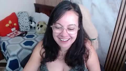 Sonia online show from 02/15/26, 03:42