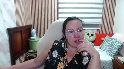 Sonia online show from 05/04/26, 10:17