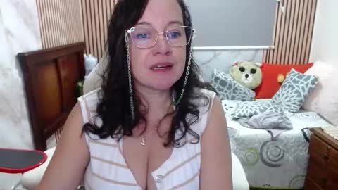 Sonia online show from 05/07/26, 03:28