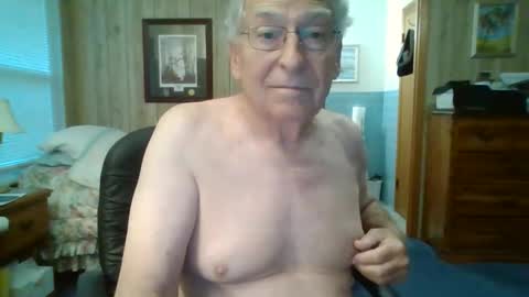 Snapshot of maturecouple1954 chatting on 03/13/26, 12:23 SXECPL55 at G mail Dot Com online show from 03/13/26, 12:23
