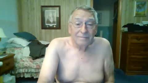 Snapshot of maturecouple1954 chatting on 03/28/26, 11:32 SXECPL55 at G mail Dot Com online show from 03/28/26, 11:32