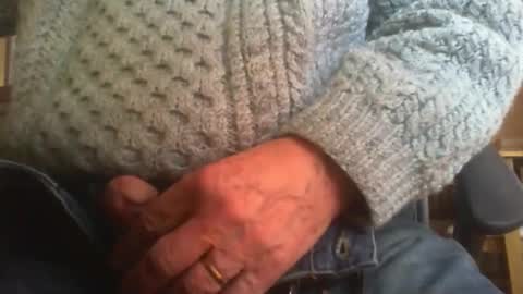 Snapshot of maturedaddi chatting on 01/03/25, 01:25 Maturedaddi online show from 01/03/25, 01:25