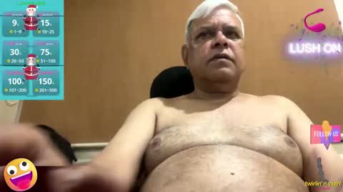 Snapshot of maturedman_44 chatting on 04/10/26, 12:27 DEV online show from 04/10/26, 12:27