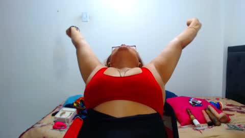 Snapshot of maturehot649 chatting on 09/12/25, 02:28 maturehot649 online show from 09/12/25, 02:28