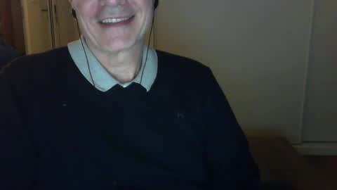 Snapshot of maturehotman chatting on 01/07/25, 05:20 maturehotman online show from 01/07/25, 05:20