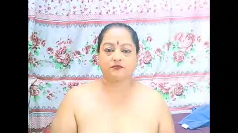 Snapshot of matureindian654u chatting on 04/06/26, 10:16 matureindian654u online show from 04/06/26, 10:16