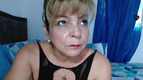 Cecilia online show from 02/12/25, 07:02