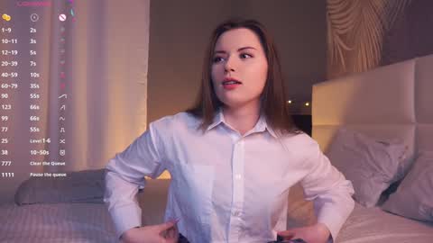 Snapshot of maudhaskell chatting on 01/26/25, 04:09 Lily online show from 01/26/25, 04:09